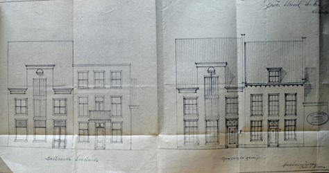 <p>Het restauratieontwerp voor wijziging van de voorgevel uit 1952 (Eemland Archief). </p>
